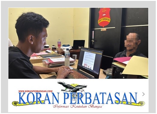 Petugas kepolisian menggiring pelaku kekerasan terhadap anak ke ruang pemeriksaan.