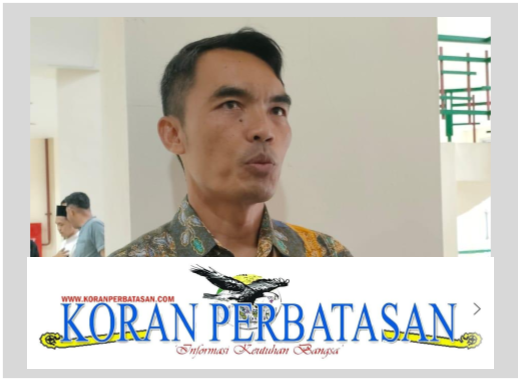 Potret Kepala Kejari Anambas, Budhi Purwanto, saat diwawancara doorstop.