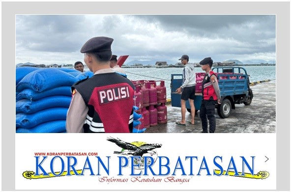 Personel Unit Samapta Polsek Bunguran Barat saat melakukan patroli dialogis dan pengamanan masyarakat di Kecamatan Bunguran Barat.