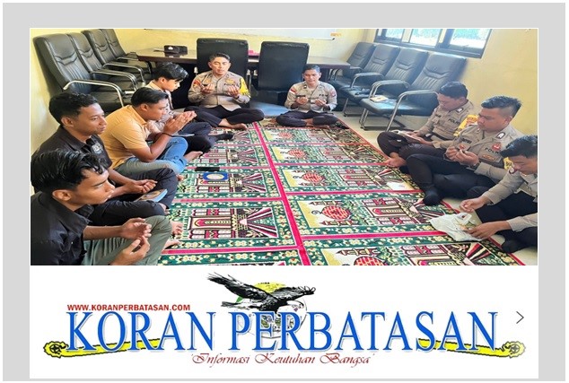 Kapolsek Pulau Laut Ipda Ahmad Syukuri Hadi memimpin kegiatan Bimbingan Rohani dan Mental (Binrohtal) di Aula Polsek Pulau Laut.
