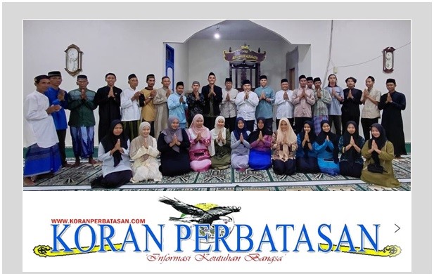 Mahasiswa DEMA STAI Natuna bersama Wakil Bupati Natuna dalam Safari Ramadan di Masjid Baitunnur Desa Batu Gajah.