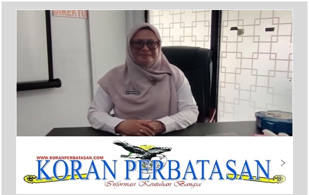 Direktur RSUD Jemaja Dian Tamalia Rumoga saat diwawancarai di ruang kerjanya.