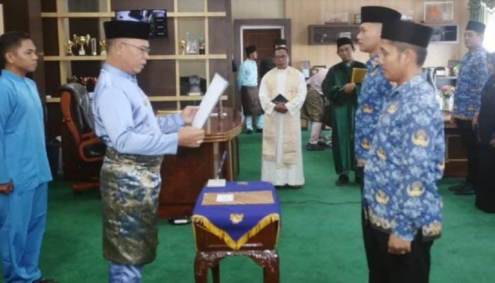 Aneng Lantik 31 Pejabat Fungsional, Tekankan Integritas ASN Anambas